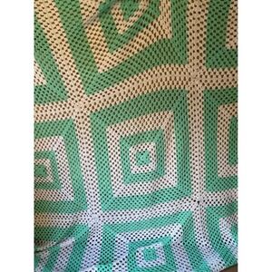 Handmade Crochet Granny Square Afghan Blanket Throw Green White Cozy